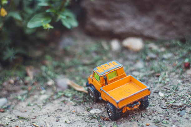 旧橙色卡车库存照片图片下载