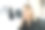 一个亚洲年轻女子在网上播客站做播客。图片下载