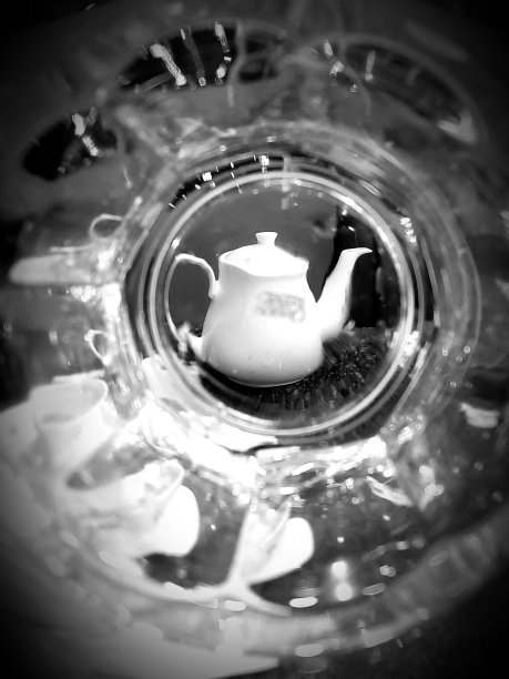 茶壶里的风暴图片下载