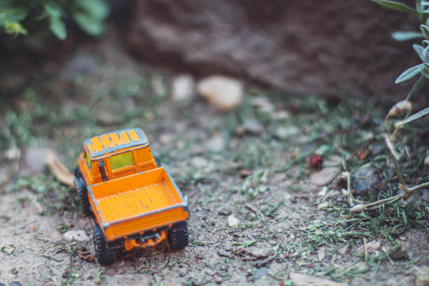 旧橙色卡车库存照片图片下载