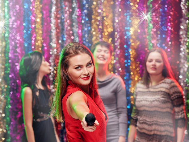 一起唱卡拉ok图片下载