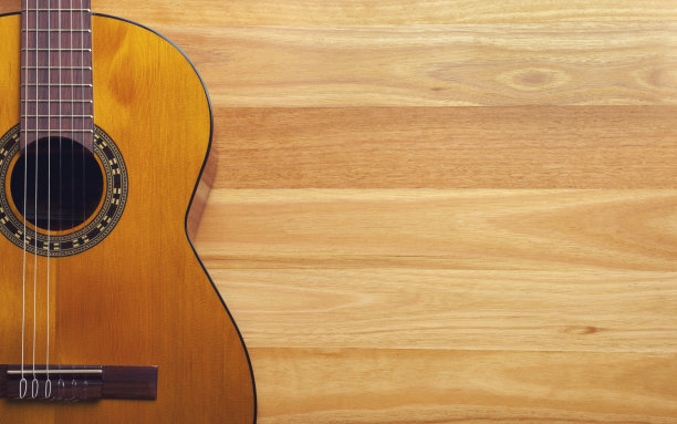 古典吉他上的木材背景图片下载