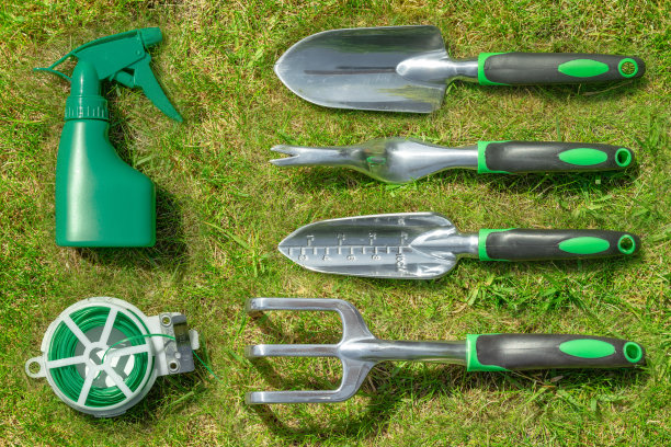 园艺工具平铺图片下载