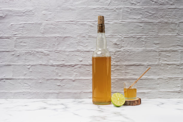 蜂蜜在玻璃罐子里图片下载