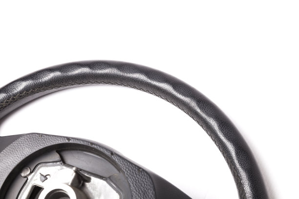 多功能皮革方向盘-隔离“现代图片下载