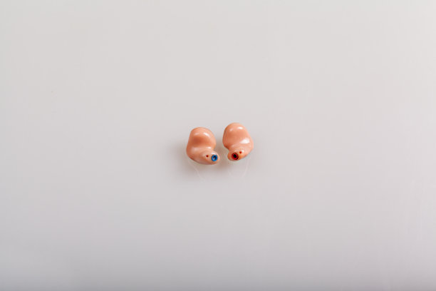 入耳式助听器图片下载