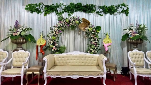 白色婚礼椅的图片图片下载