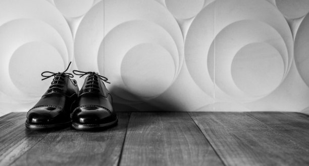 黑色皮鞋图片下载