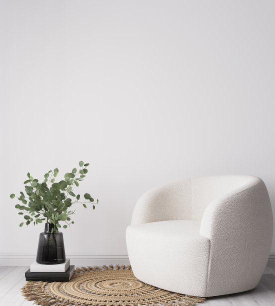 舒适的客厅内部，白色背景上的白色现代扶手椅图片下载