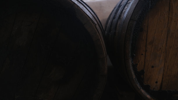 葡萄酒桶图片下载