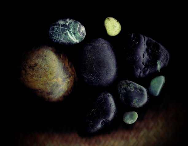 来自新西兰的绿色石头的集合图片下载