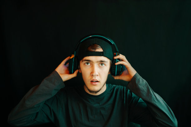 玩家用耳机图片下载