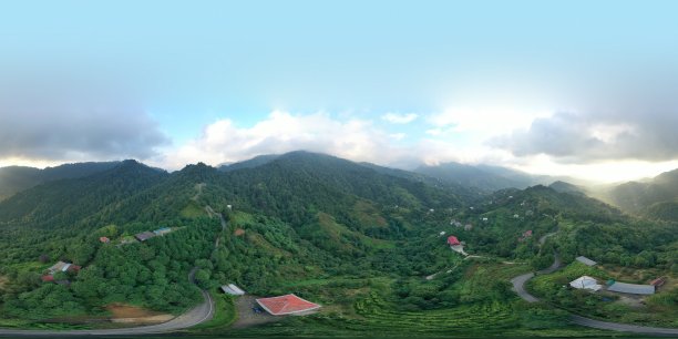 从无人机到山区的360全景图图片下载