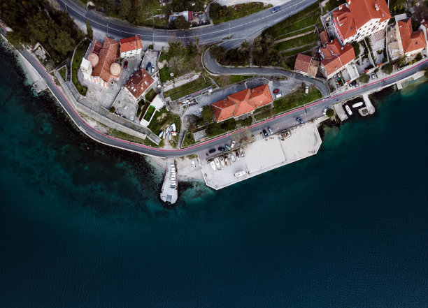 圣马修斯教堂，多布罗塔的圣马泰亚教堂，黑山科托尔老城的一部分。图片下载