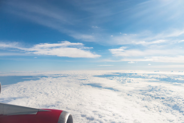 从飞机窗口拍摄的照片图片下载