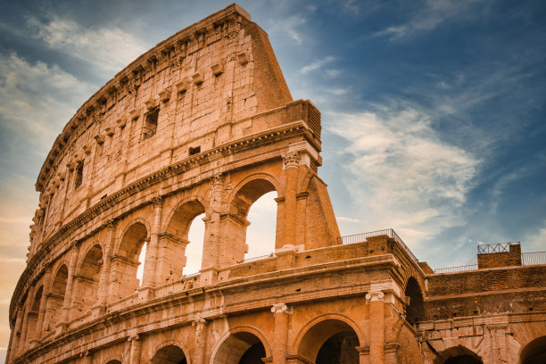 在罗马斗兽场。旅行指南和在意大利休息。欧洲观光地标和旅游图片下载