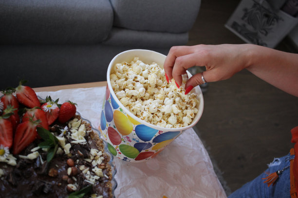 生日蛋糕图片下载