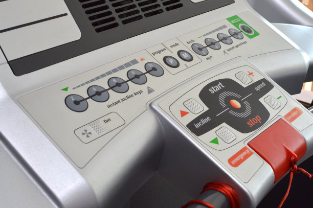 跑步机控制台图片下载