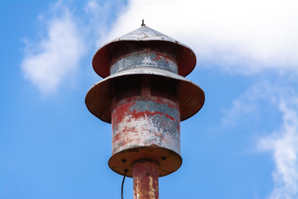 龙卷风警报图片下载