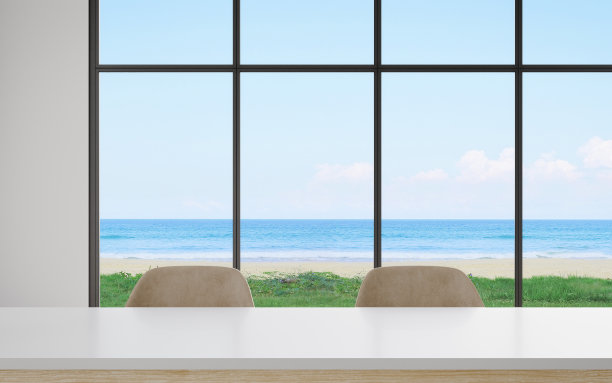 现代住宅或豪华酒店餐厅的空桌子和椅子。图片下载