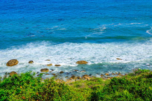 美丽的海滨风景在海南，三亚。图片下载