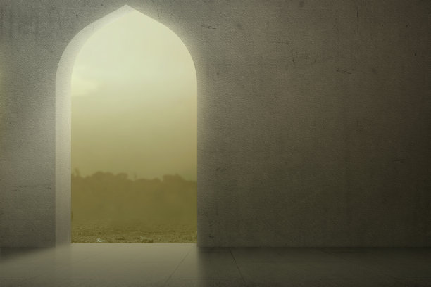 清真寺的门与戏剧性的天空图片下载