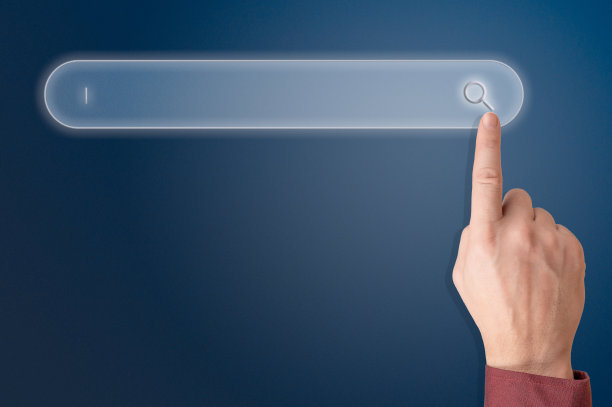 商人手触按钮空白搜索栏屏幕背景，商业和技术概念，网页横幅，搜索引擎优化概念。本空间图片下载
