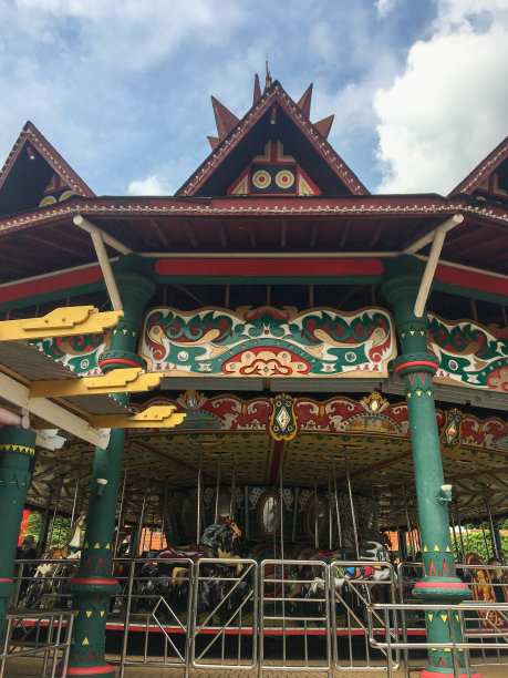 旋转木马图片下载