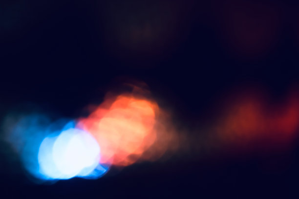 被五彩斑斓的灯光照亮的独特照片图片下载