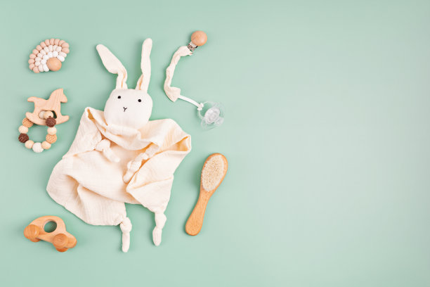 婴儿玩具和牙齿。宝宝派对请柬，贺卡图片下载