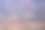 从飞机窗口俯瞰山景。水平图片下载