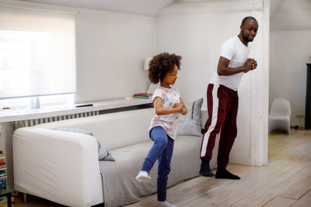 爸爸，我现在是你的教练图片下载