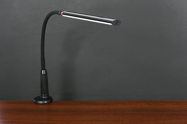 现代黑色柔性台灯图片下载