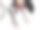 女人把一双运动鞋放进洗衣机里，特写图片下载