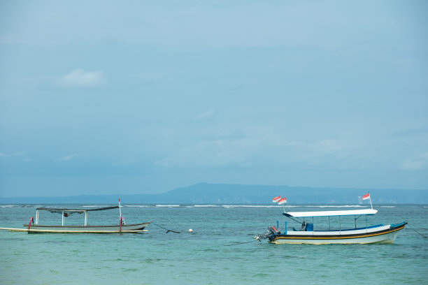 碧波荡漾，碧波荡漾，蓝天碧海，夏日背景图片下载
