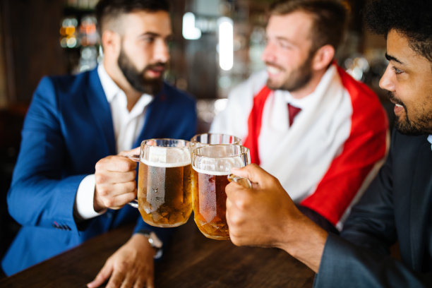 人、人、休闲、友谊、庆祝的理念图片下载