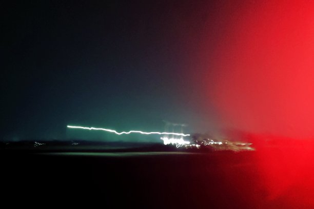 灯光会指引你回家图片下载