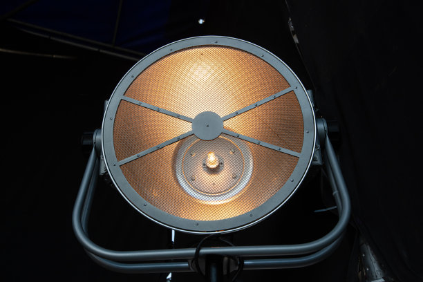 复古风格的钨静电灯图片下载