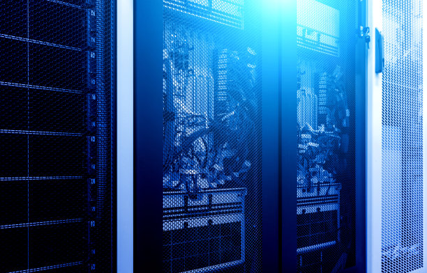 高速信息技术的概念，数字流移动在服务器设备的数据中心图片下载
