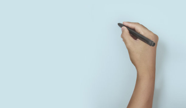 准备好用黑色记号笔画画图片下载