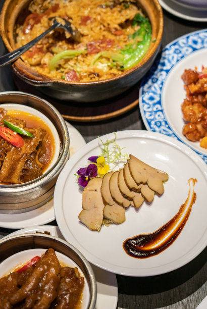 丰盛的广东菜图片下载