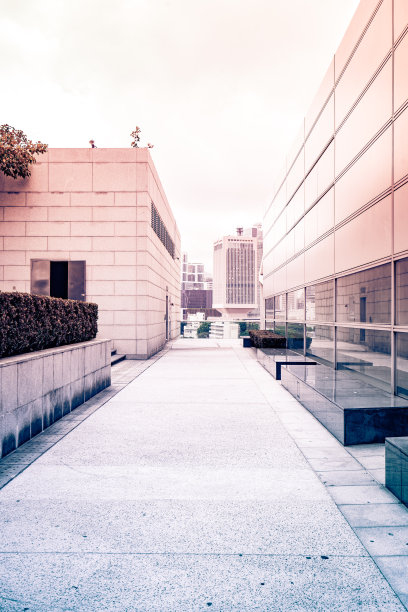 有楼梯的中央商务区图片下载