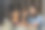 一个年轻男子大学生使用笔记本电脑在家学习的肖像:-库存照片图片下载
