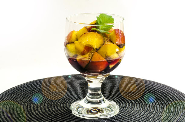 桃子用酒图片下载