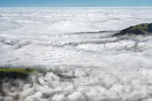 在瑞士Hundwilerhöhe附近的阿彭策尔阿尔卑斯的雾海图片下载