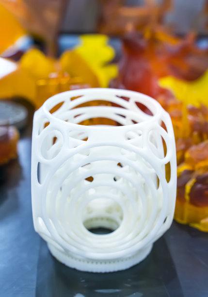 3D打印机或增材制造和机器人自动化技术。图片下载