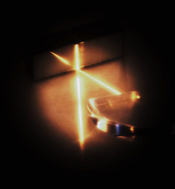 光棱镜抽象实验室科学图形激光器图片下载