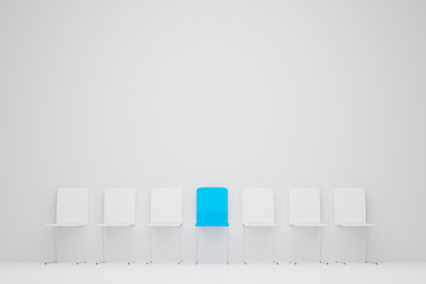 出色的椅子排。蓝色的椅子从人群中脱颖而出。人力资源管理与招聘的经营理念。三维演示图片下载