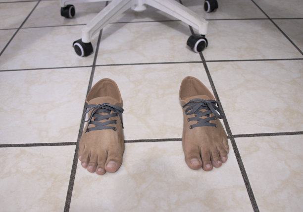 脚制成网球版图片下载