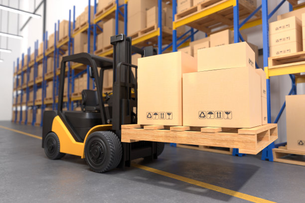 叉车正在仓库里工作图片下载